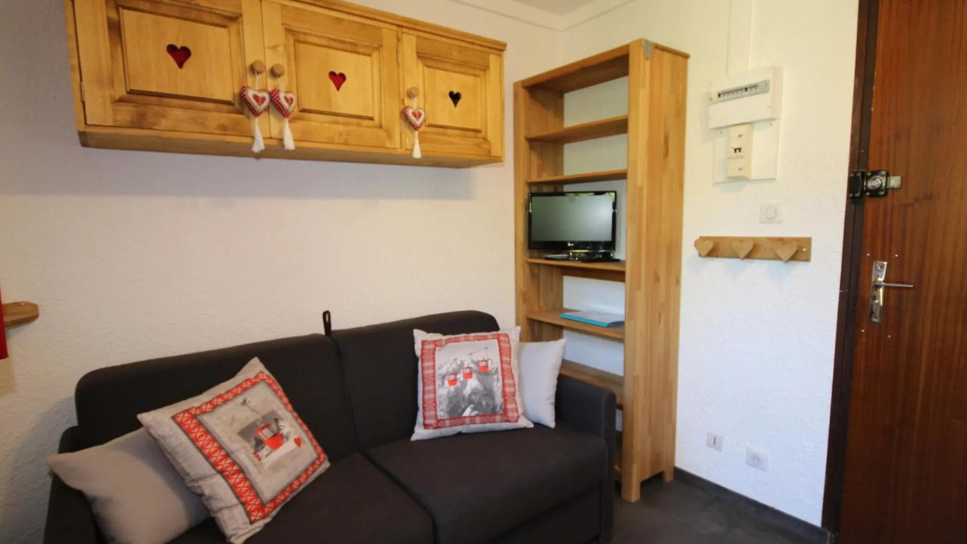 דירה הוטלוס Studio Cosy Renove - Coeur Des Saisies - Proche Pistes - Balcon - Tv - Lave-Vaisselle - 2 Pers - Fr-1-293-245